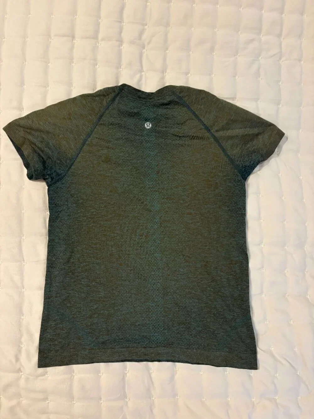 Lululemon Swiftly Tech Short Sleeve Race Length Size 6
